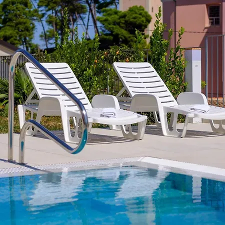 Conte Hotel 3*