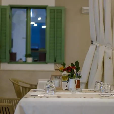 Conte Hotel 3*