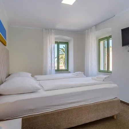 酒店 Vila Conte Veli Lošinj