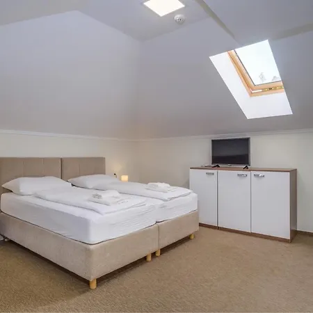 酒店 Vila Conte Veli Lošinj